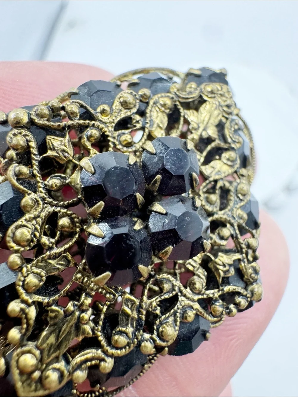 Antiqued gold tone filigree Czech style glass brooch pin